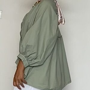 Chemise bouffante
100% Cotton
Vert clair