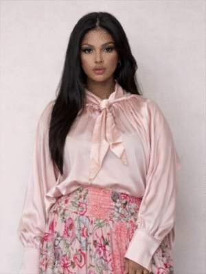 Blouse col ruban