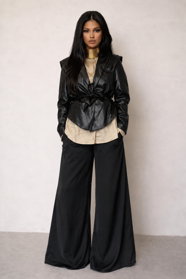 f6546887-c52f-491a-a4dc-a62062cc9063 Veste rétro